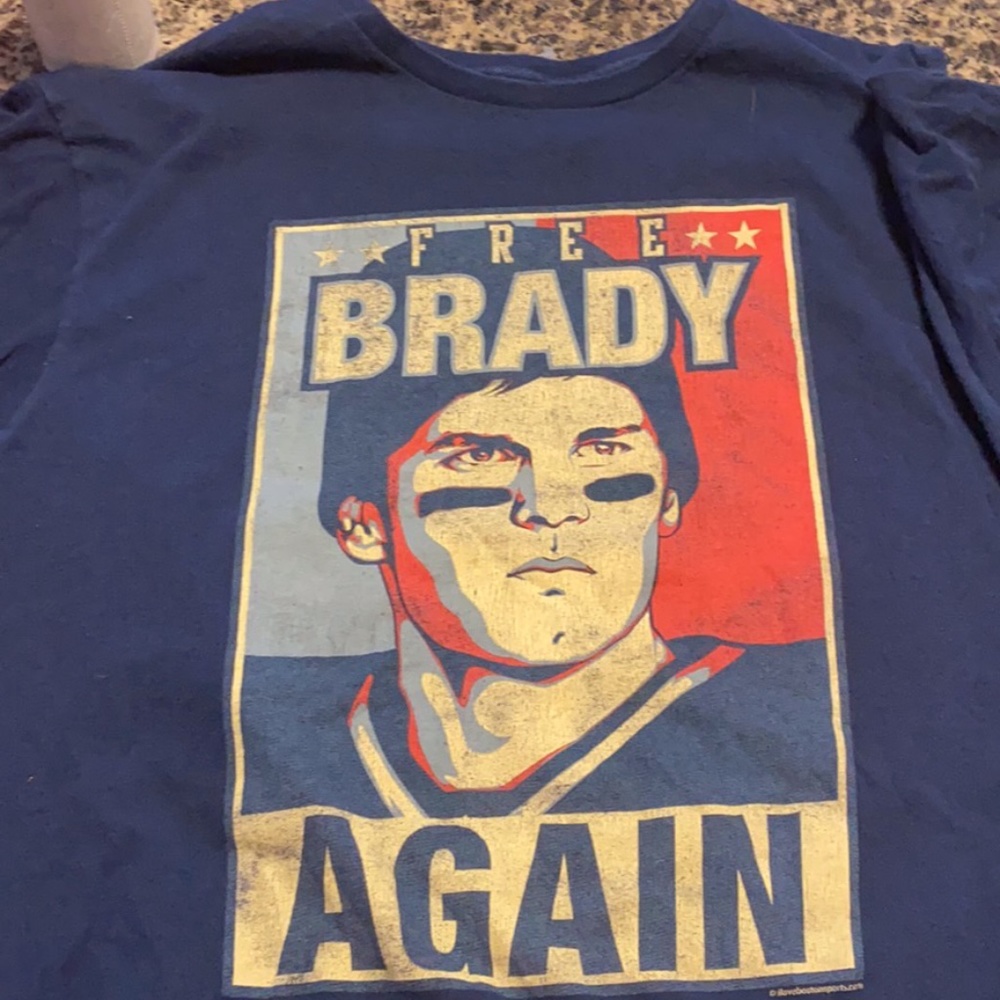 Free Brady Again Mens T-shirt Size LG